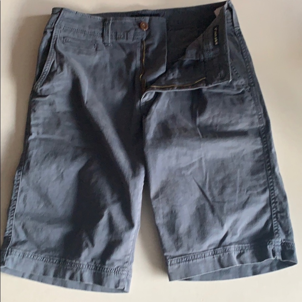 A&E men’s shorts
